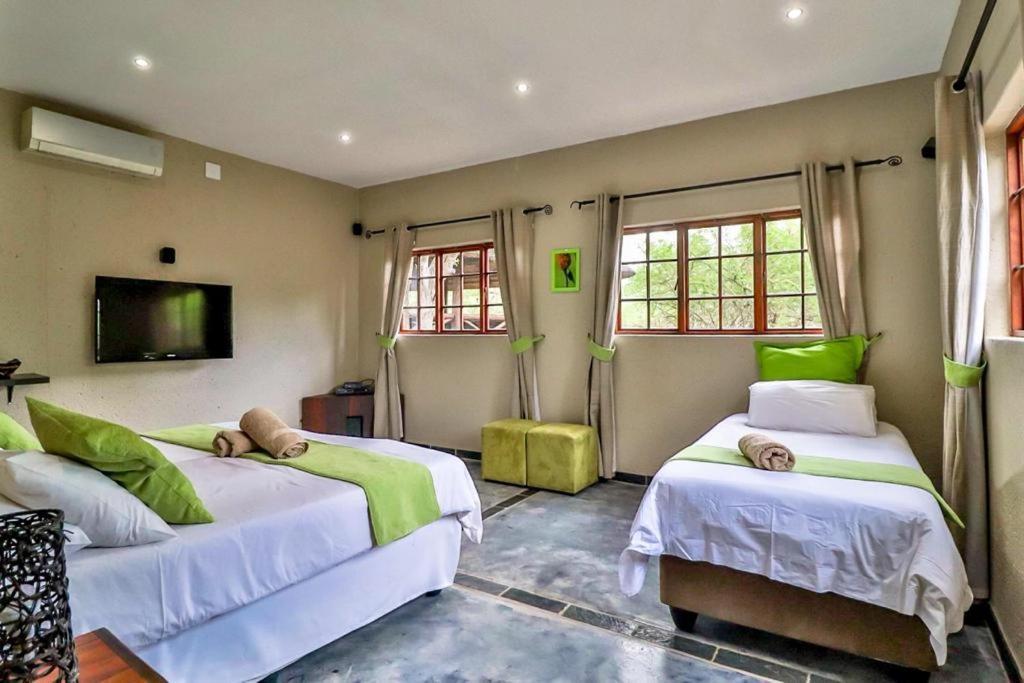 Luxury Kruger Escape Villa Marloth Park